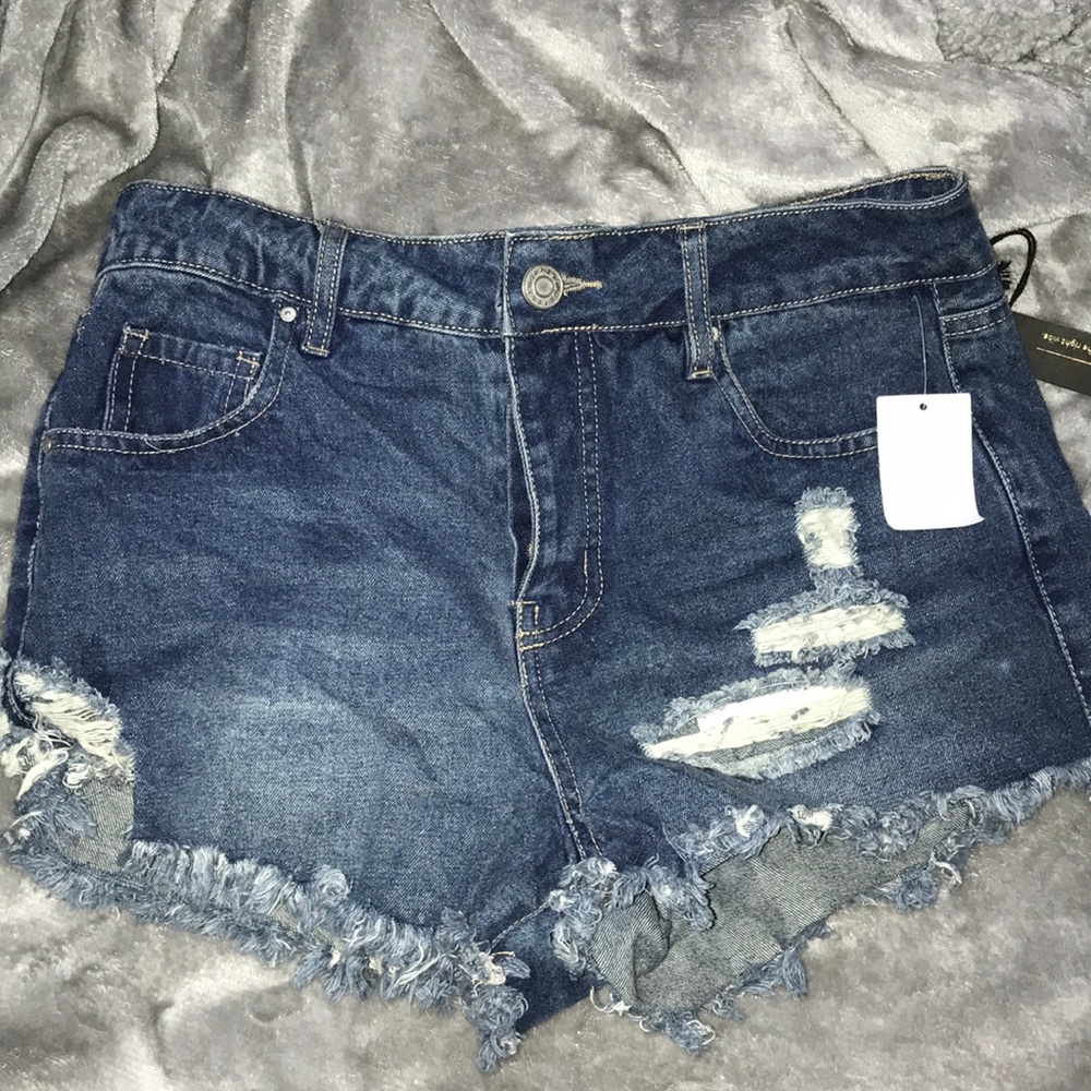 Hi rise cheeky refuge shorts